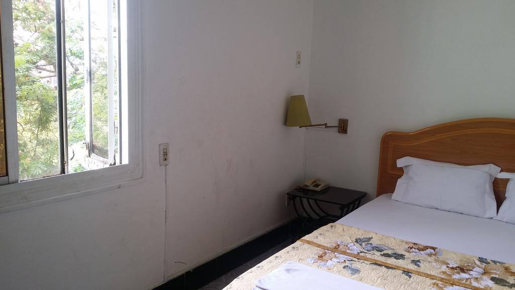 Vinh Hostel Хошимин Экстерьер фото
