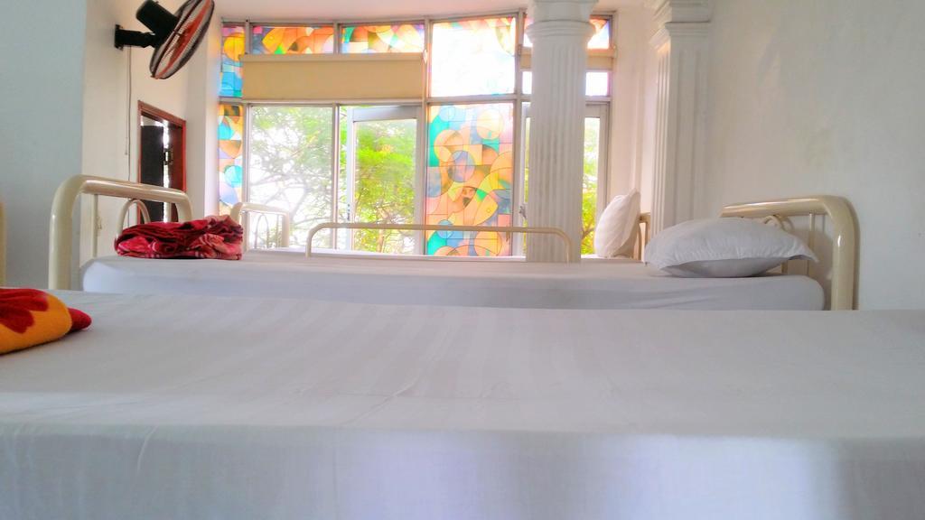 Vinh Hostel Хошимин Экстерьер фото